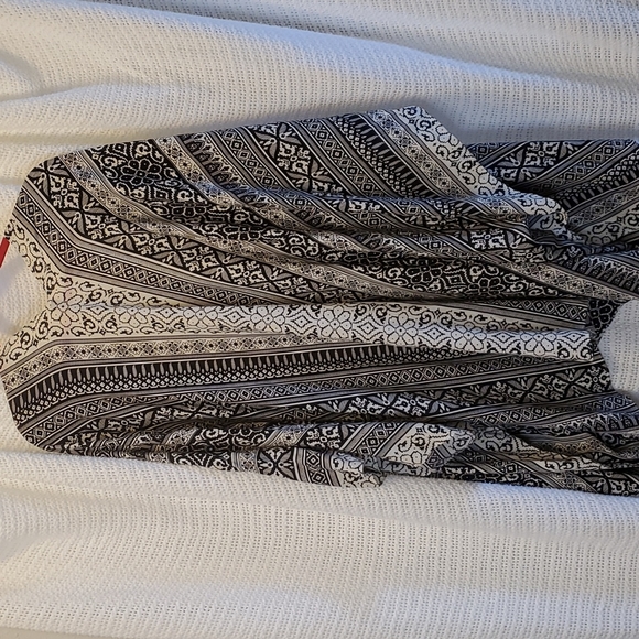 (SOLD) Lane Bryant Kimono Cover Up - Picture 7 of 8